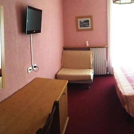 Hotel Alaska